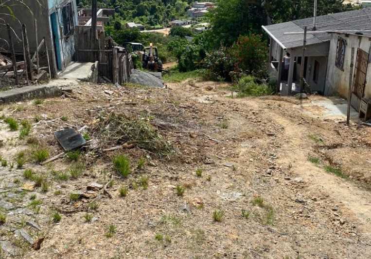Camacã: Prefeitura realiza mais manutenção em ruas da cidade com patrolamento e cascalhos